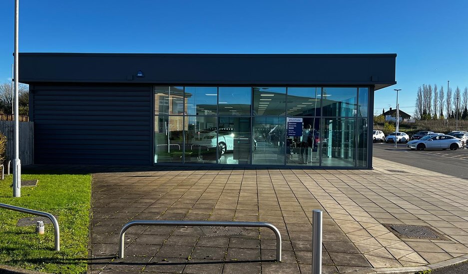 BYD Car Showroom Cladding Spraying, project gallery photo 2 of 4