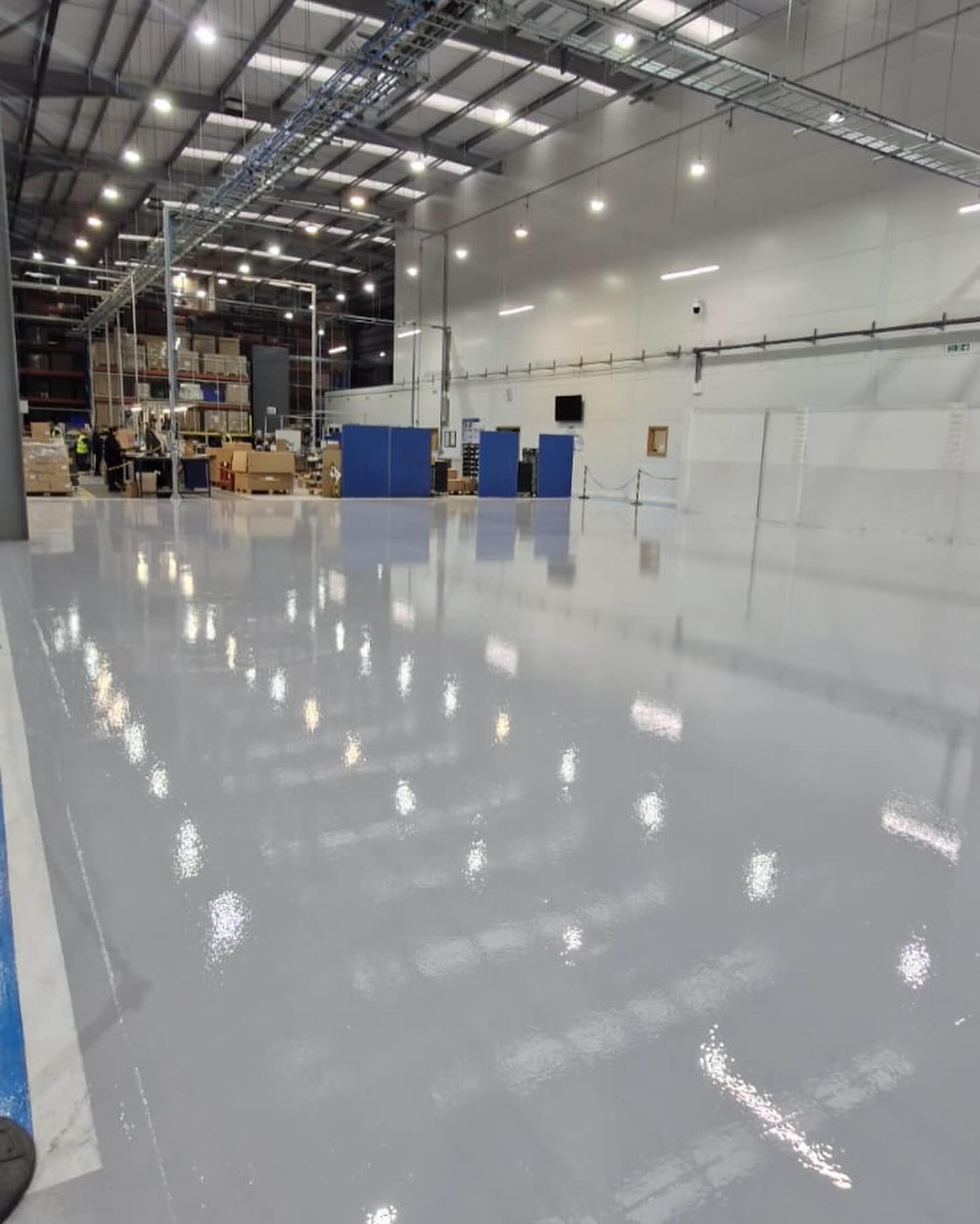 Finished epoxy flooring with reflections